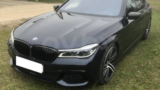 BMW 7 серия G11