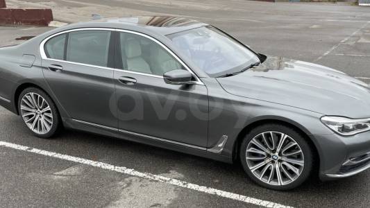 BMW 7 серия G11