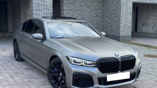 BMW 7 серия G11 Рестайлинг, 2019, пробег 190000 км BMW 7 серия G11 Рестайлинг, 2019, пробег 190000 км