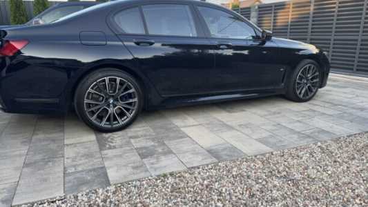 BMW 7 серия G11 Рестайлинг, 2020, пробег 81000 км BMW 7 серия G11 Рестайлинг, 2020, пробег 81000 км