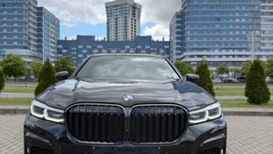BMW 7 серия G11 Рестайлинг, 2020, пробег 98000 км BMW 7 серия G11 Рестайлинг, 2020, пробег 98000 км