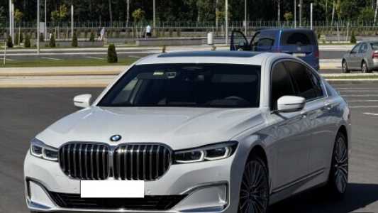 BMW 7 серия G11 Рестайлинг, 2022, пробег 52400 км BMW 7 серия G11 Рестайлинг, 2022, пробег 52400 км
