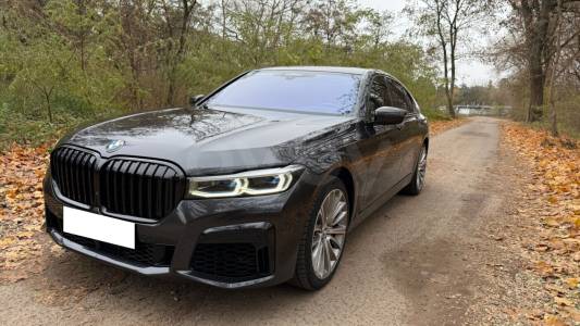 BMW 7 серия G11 Рестайлинг