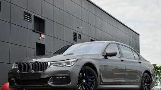 BMW 7 серия G12 (Long), 2017, пробег 202000 км BMW 7 серия G12 (Long), 2017, пробег 202000 км