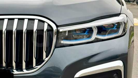 BMW 7 серия G12 (Long)