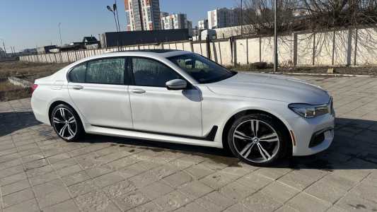 BMW 7 серия G12 (Long)