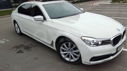 BMW 7 серия G12 (Long)