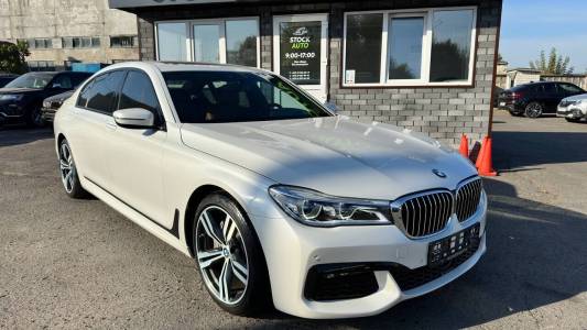 BMW 7 серия G12 (Long)