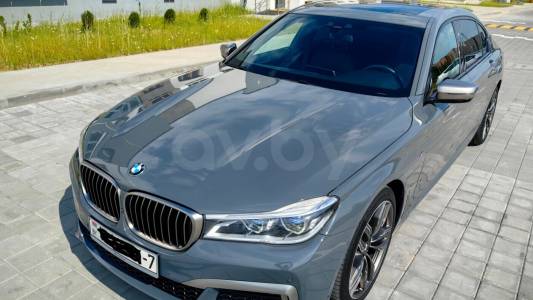 BMW 7 серия G12 (Long)