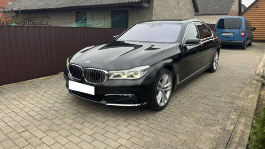 BMW 7 серия G12 (Long)