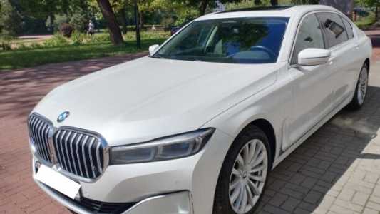 BMW 7 серия G12 (Long) Рестайлинг, 2019, пробег 130000 км BMW 7 серия G12 (Long) Рестайлинг, 2019, пробег 130000 км