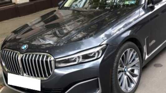 BMW 7 серия G12 (Long) Рестайлинг, 2020, пробег 30000 км BMW 7 серия G12 (Long) Рестайлинг, 2020, пробег 30000 км