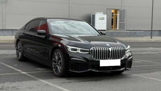 BMW 7 серия G12 (Long)  Рестайлинг, 2020, пробег 61755 км