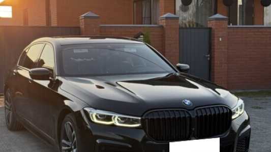 BMW 7 серия G12 (Long) Рестайлинг, 2020, пробег 72000 км BMW 7 серия G12 (Long) Рестайлинг, 2020, пробег 72000 км