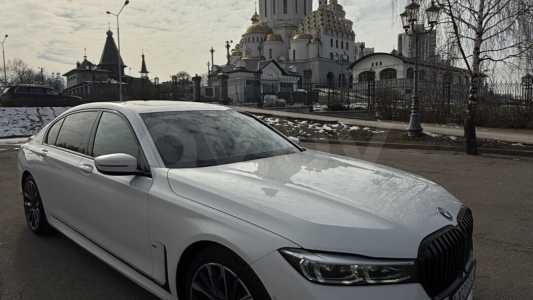 BMW 7 серия G12 (Long) Рестайлинг