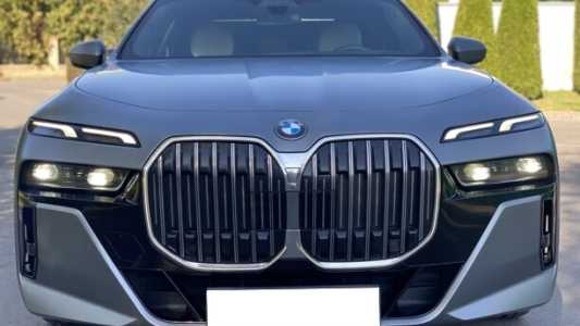 BMW 7 серия G70, 2022, пробег 75000 км