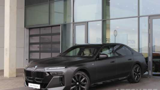 BMW 7 серия G70, 2023, пробег 21815 км
