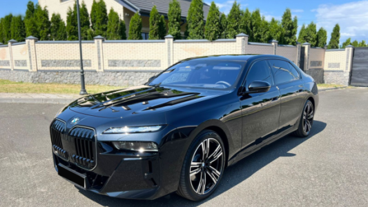 BMW 7 серия G70, 2025, пробег 50 км