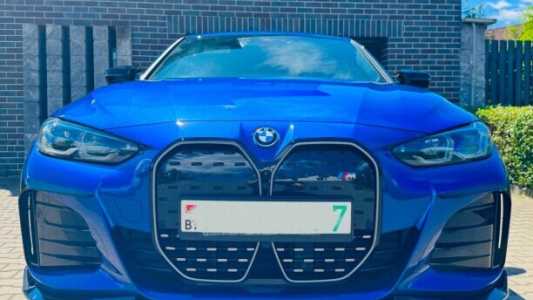 BMW i4 , 2022, пробег 16500 км