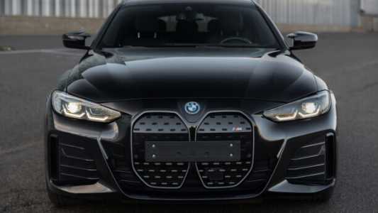 BMW i4 , 2022, пробег 19000 км