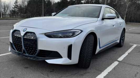 BMW i4 , 2022, пробег 80300 км