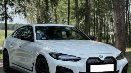 BMW i4 , 2022, пробег 9200 км