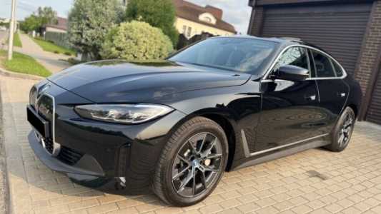 BMW i4 , 2023, пробег 33000 км