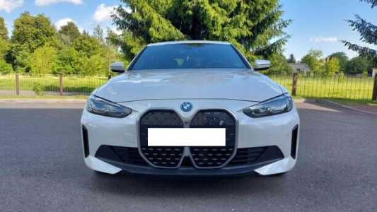BMW i4 , 2023, пробег 7000 км