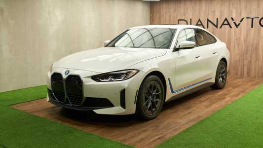 BMW i4 I