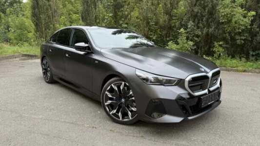 BMW i5 , 2024, пробег 4294 км