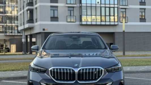 BMW i5 , 2024, пробег 7690 км
