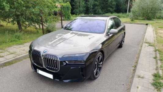 BMW i7 , 2022, пробег 25000 км
