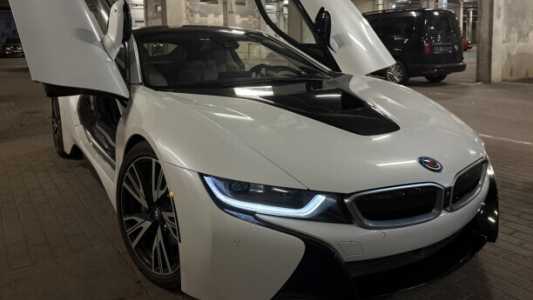 BMW i8 I, 2015, пробег 36000 км