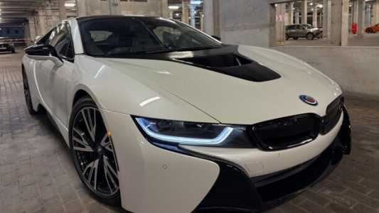BMW i8 I, 2015, пробег 38000 км
