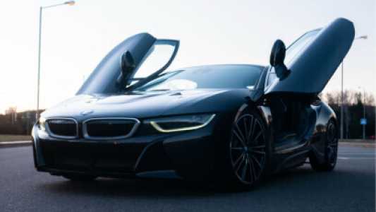 BMW i8 I (Рестайлинг), 2018, пробег 98000 км BMW i8 I (Рестайлинг), 2018, пробег 98000 км