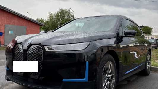 BMW iX I