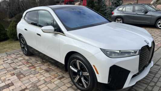 BMW iX i20, 2022, пробег 3000 км BMW iX i20, 2022, пробег 3000 км