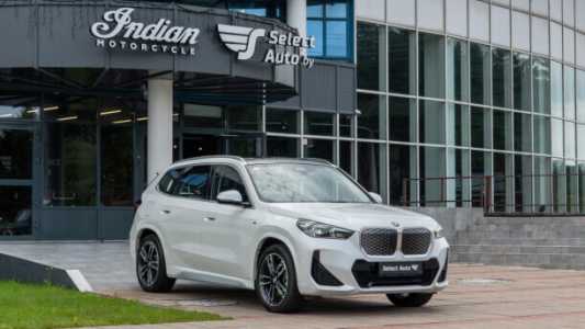 BMW iX1 , 2023, пробег 10957 км
