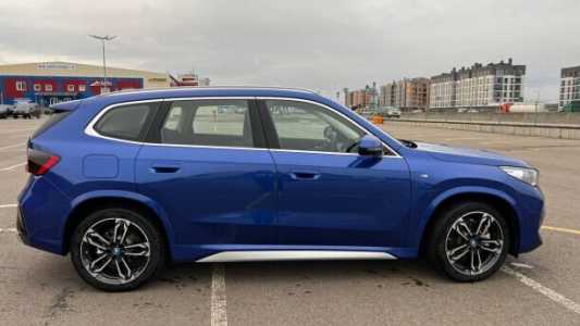 BMW iX1 , 2023, пробег 11000 км