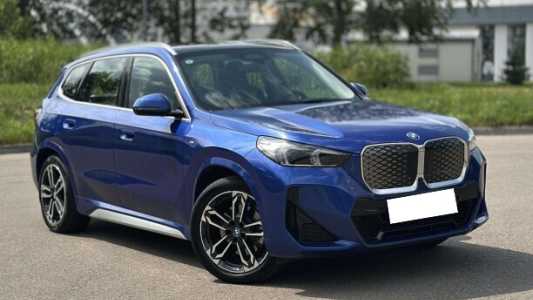 BMW iX1 , 2023, пробег 15600 км