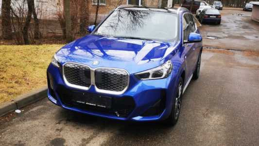 BMW iX1 I