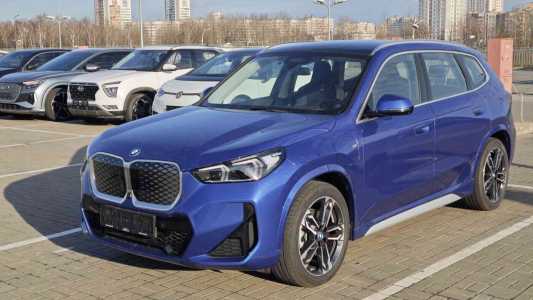 BMW iX1 I