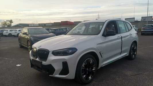 BMW iX3 I