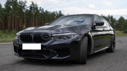 BMW M5 F90