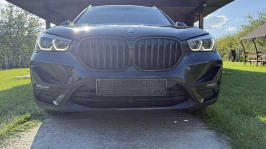 BMW X1 F48 Рестайлинг, 2019, пробег 148000 км BMW X1 F48 Рестайлинг, 2019, пробег 148000 км