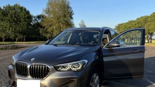BMW X1 F48 Рестайлинг, 2020, пробег 180000 км BMW X1 F48 Рестайлинг, 2020, пробег 180000 км