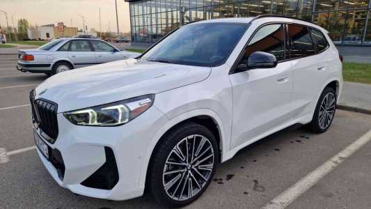 BMW X1 U11