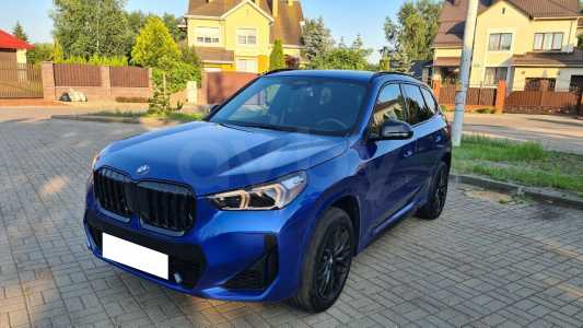 BMW X1 U11