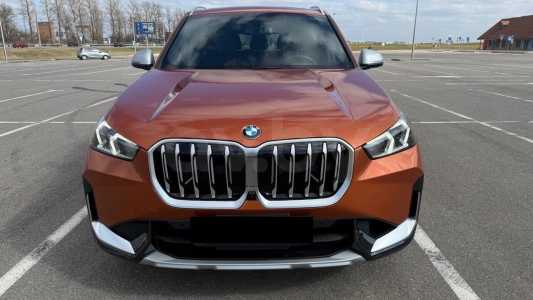 BMW X1 U11