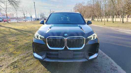 BMW X1 U11